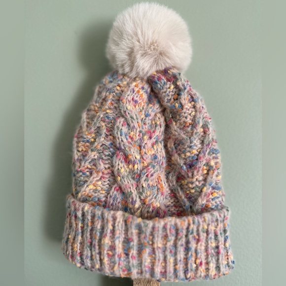 NWT Styline Beanie Confetti Print OS - Picture 2 of 4